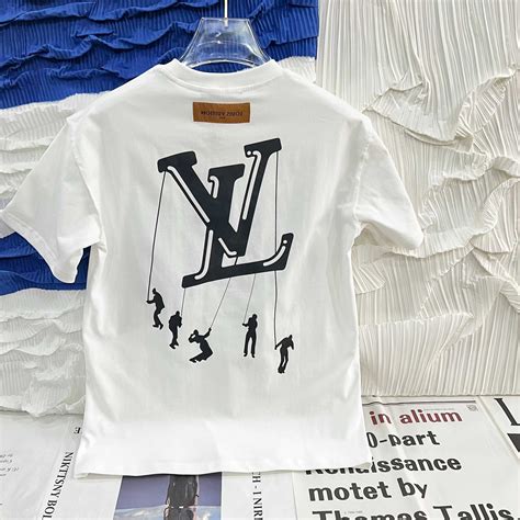 tricou louis vuitton original|false louis vuitton prints.